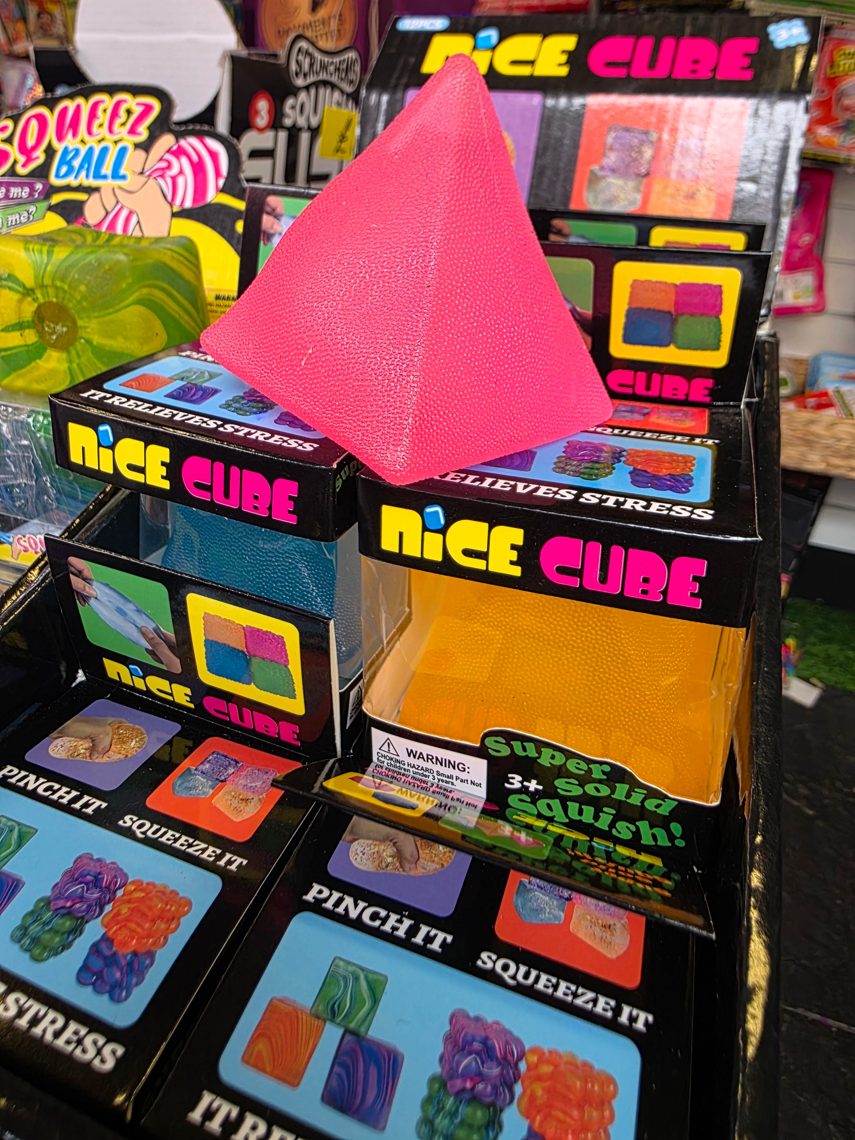 Pyramid- Sugar Cube style