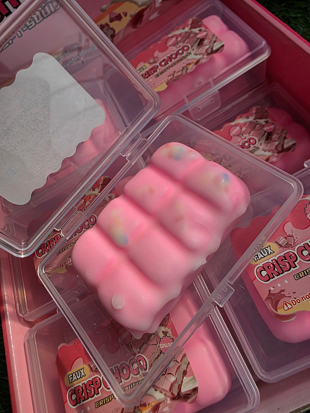 WAX CRACKLE SQUISH
